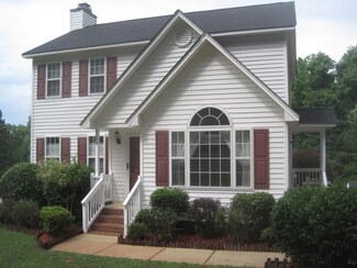 6109 Walnut Glen Dr, Willow Spring, NC 27592