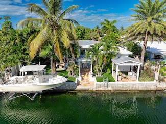 13 Arbutus Dr, Key West, FL 33040
