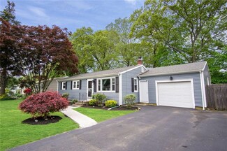 110 Pepin St, West Warwick, RI 02893