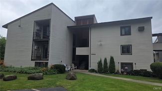 379 Village Blvd N, Baldwinsville, NY 13027