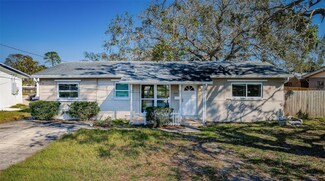 4601 Carson St NE, Saint Petersburg, FL 33703