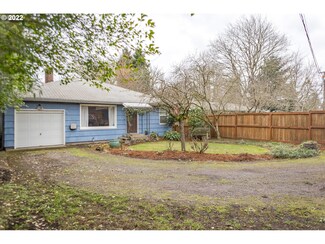 1360 Lanson Ln, Eugene, OR 97404