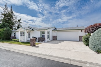 530 Sunday Dr, East Wenatchee, WA 98802