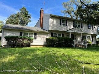 241 Stonehurst Blvd, Freehold, NJ 07728