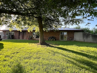 7635 Schwahn Rd, Greenleaf, WI 54126