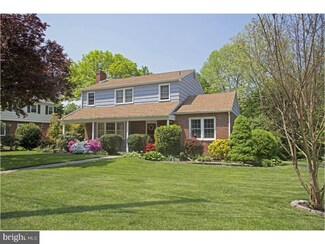 329 Dundee Place, Devon, PA 19333