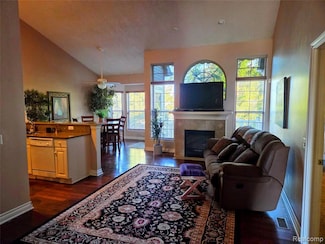 23836 Juniper Dr Unit 78, Flat Rock, MI 48134