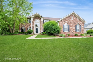 1641 Foster Cir, Algonquin, IL 60102
