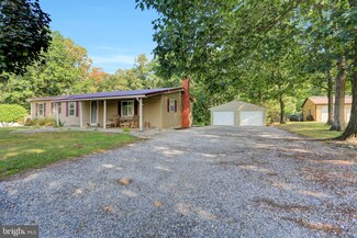 5077 Rolling Rd, Chambersburg, PA 17202