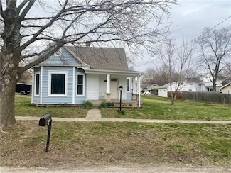 1005 W Chestnut St, Savannah, MO 64485