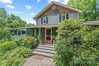 20 Pickens Ln, Weaverville, NC 28787
