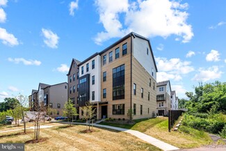 4936 Longmire Way, Chantilly, VA 20151