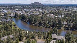 171 NW Scenic Heights Dr, Bend, OR 97703