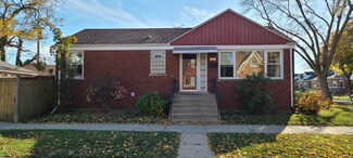 2957 N Kildare Ave, Chicago, IL 60641
