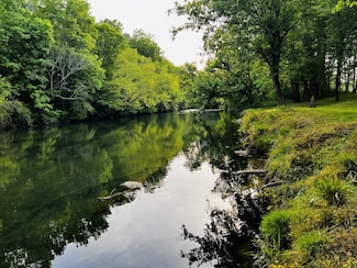 100 Nancy Ln, Mc Minnville, TN 37110