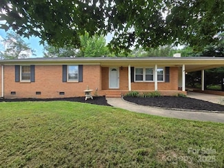 1579 S Oak Dr, Shelby, NC 28150