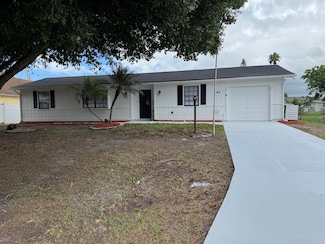 412 NE Midvale St, Port Saint Lucie, FL 34983