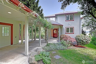 955 Michael Way, Camano Island, WA 98282