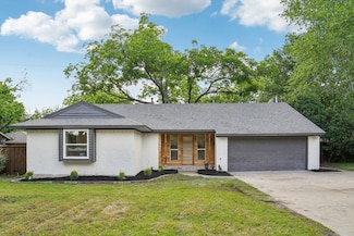 105 N Weatherred Dr, Richardson, TX 75080