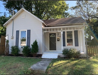 1318 N Douglas Ave, Springfield, MO 65802