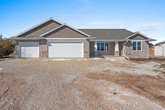 513 Kirkland Ave, Algoma, WI 54201