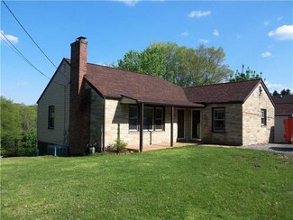 242 Chicora Rd, Butler, PA 16001