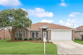 34 Lake Powell Ct, Harvey, LA 70058