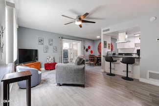 1225 E Lawrence Ln, Phoenix, AZ 85020
