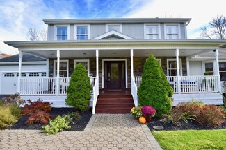 6 Ashlor Dr, Middle Grove, NY 12850