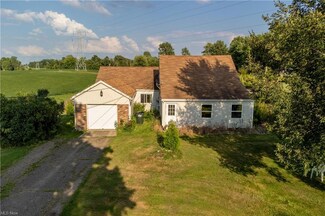 4088 Swallen Ave, Louisville, OH 44641