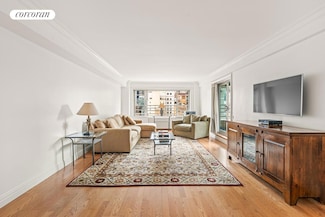 200 E 57th St Unit 18M, New York, NY 10022