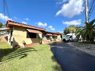 5727 SW 22nd St, Miami, FL 33155