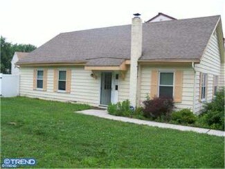 14 Madison St, Swedesboro, NJ 08085