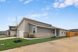 220 Deserti Rd, Leander, TX 78641