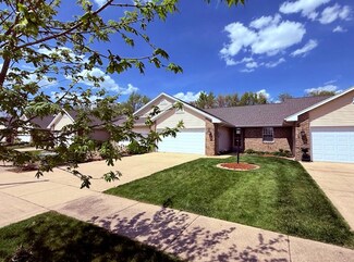 808 Kara Ave Unit 1, Saint Joseph, IL 61873