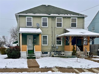 900 Vankirk St, Clairton, PA 15025