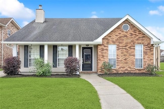 4420 E Genie St, Meraux, LA 70075