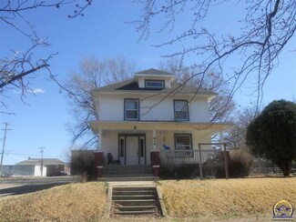 616 SW Western Ave, Topeka, KS 66606