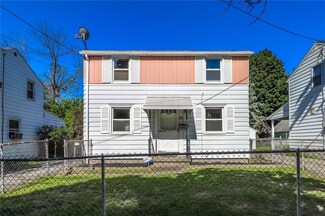 91 Maltby St, Rochester, NY 14606