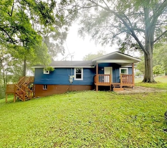 1540 Woodmont Dr, Tuscumbia, AL 35674