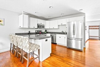 269 Washington St Unit B3, Pembroke, MA 02359