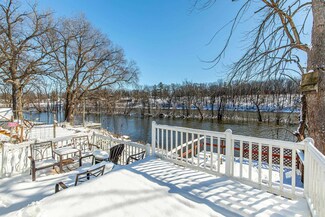3921 W Riverside Dr, Edgerton, WI 53534
