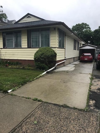 3111 Mott Ave, Far Rockaway, NY 11691