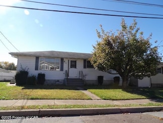 19 Virginia Dr, Wilkes Barre, PA 18705