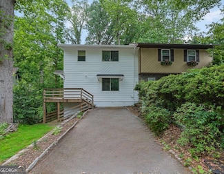 2551 Park Rd SE, Smyrna, GA 30080