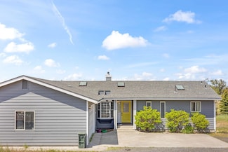 1130 NE Lower Dr, Madras, OR 97741