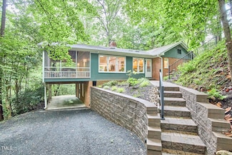 126 Weaver Rd, Chapel Hill, NC 27514