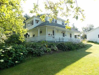 158 Water St, Orleans, VT 05860