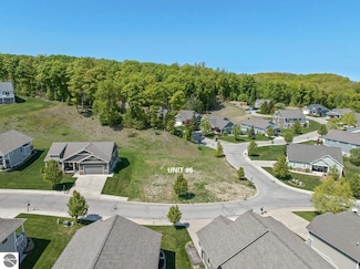 Unit 6 Eagle View Unit 6, Traverse City, MI 49684