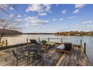 6610 Young Cir, Panora, IA 50216